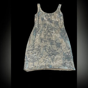 Aidan Mattox silver sequin dress Holiday beauty Sz 2 EUC